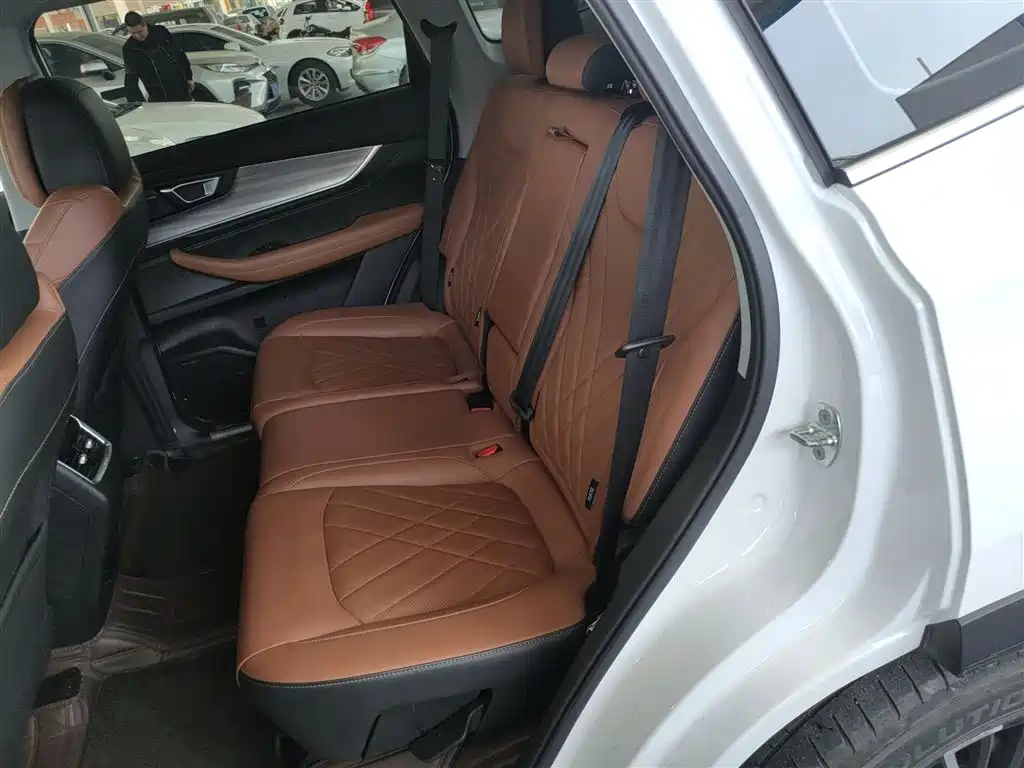 Chery Tiggo 8 PLUS — фото 13