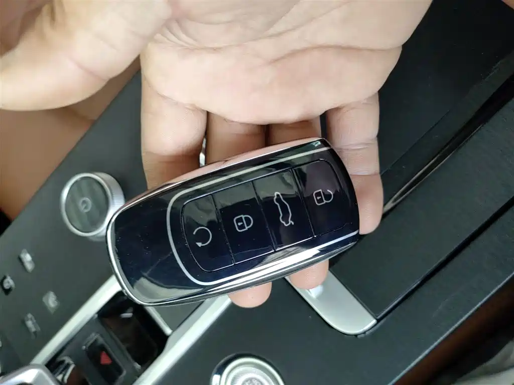 Chery Tiggo 8 PLUS — фото 17