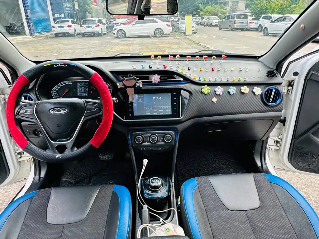 Chery New Energy Tiggo 3xe — фото 9