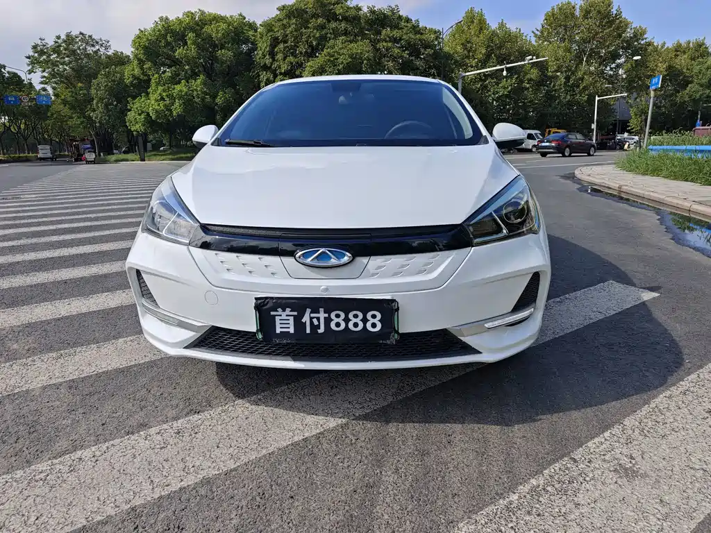 Chery New Energy Arrizo e — фото 2