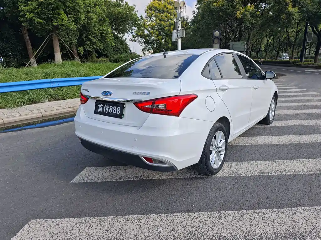 Chery New Energy Arrizo e — фото 7
