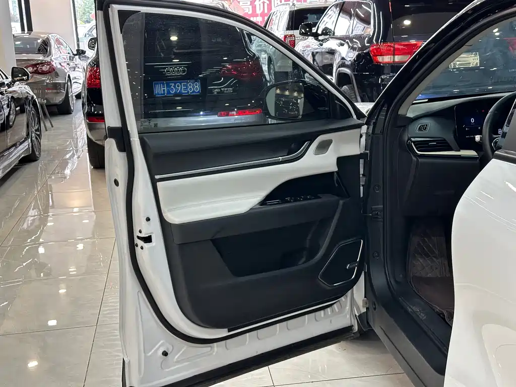 Chery New Energy Shuxiangjia — фото 16