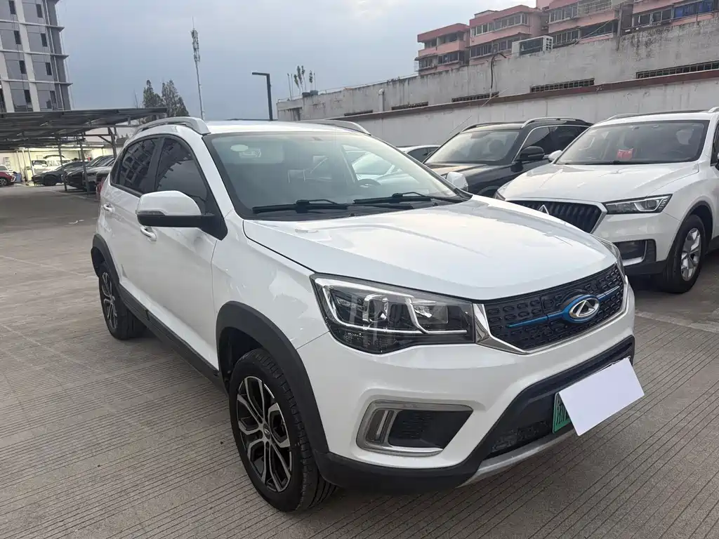 Chery New Energy Tiggo 3xe — фото 3