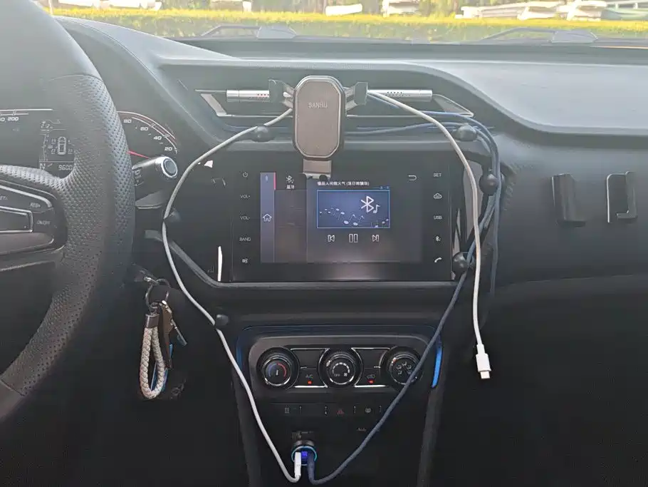 Chery New Energy Tiggo 3xe — фото 13