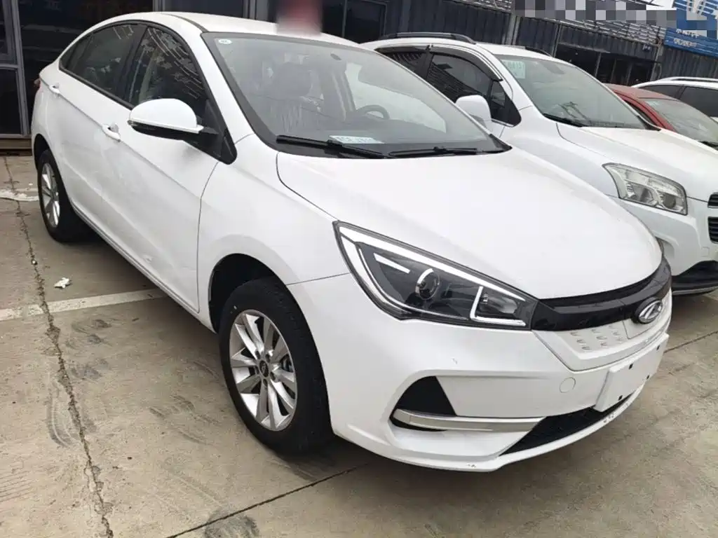 Chery New Energy Arrizo e — фото 4