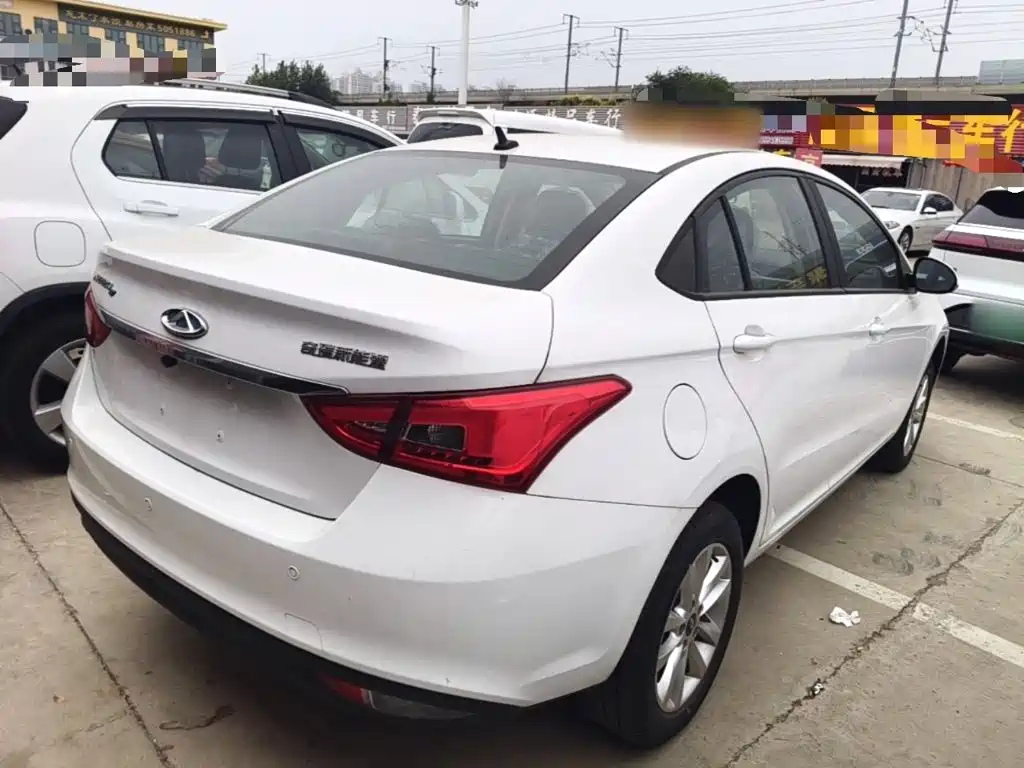 Chery New Energy Arrizo e — фото 7