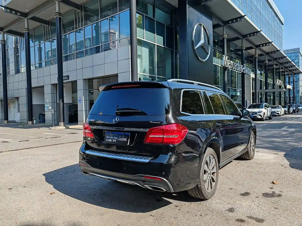 Mercedes-Benz GLS — фото 4