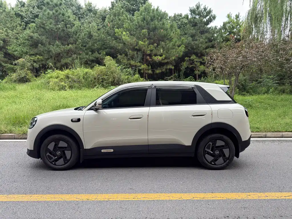 Chery QQ QQ3 EV — фото 7