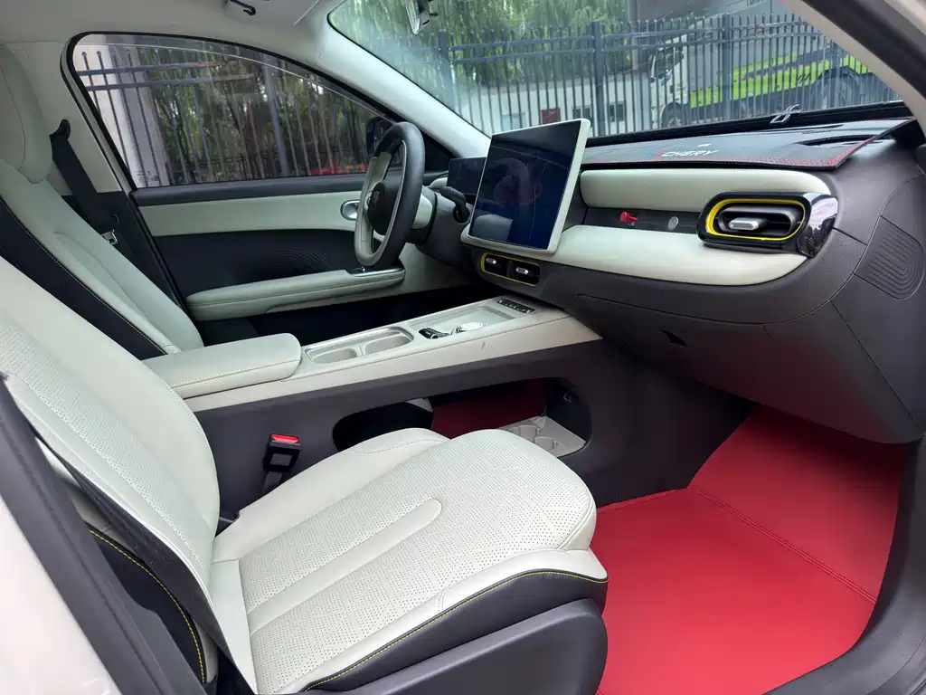 Chery QQ QQ3 EV — фото 10