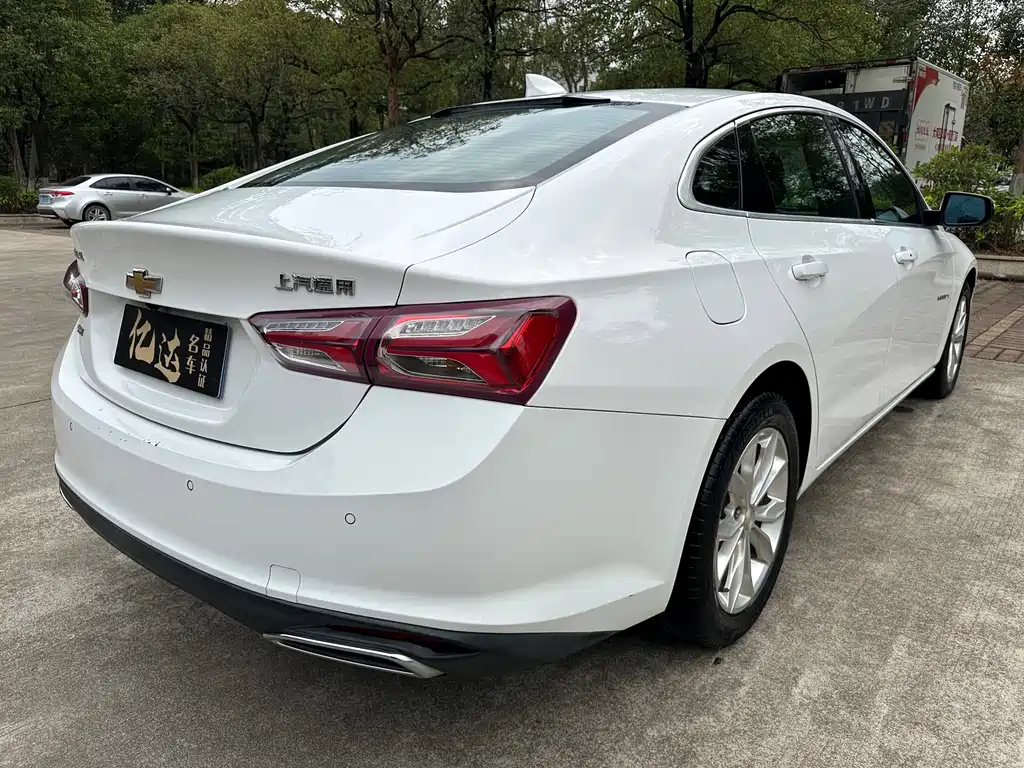 Chevrolet Malibu XL — фото 14