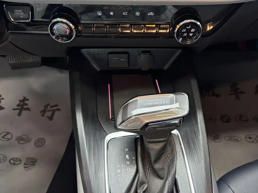Chevrolet Monza — фото 15