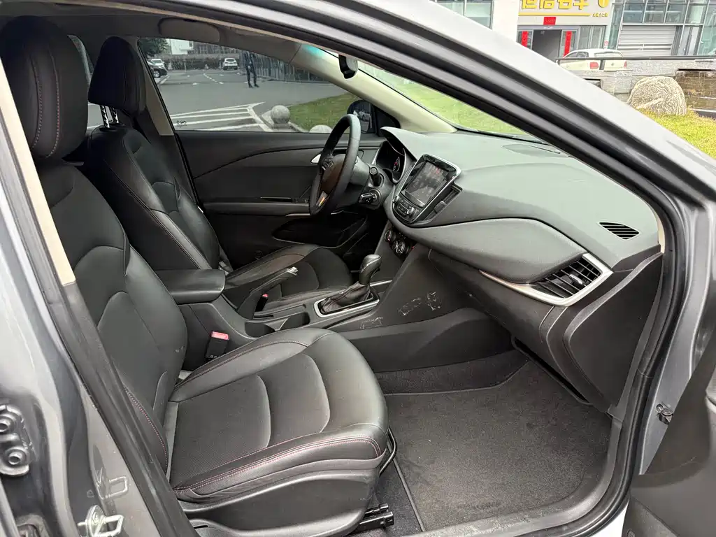 Chevrolet Monza — фото 15