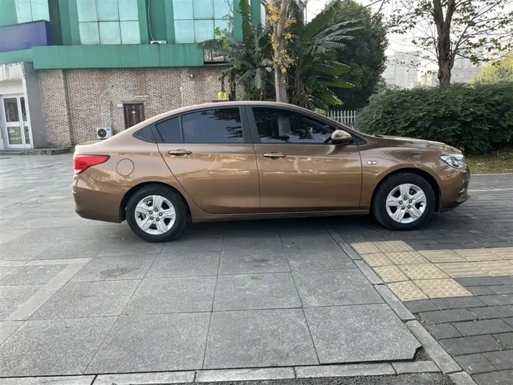 Chevrolet Cavalier — фото 11