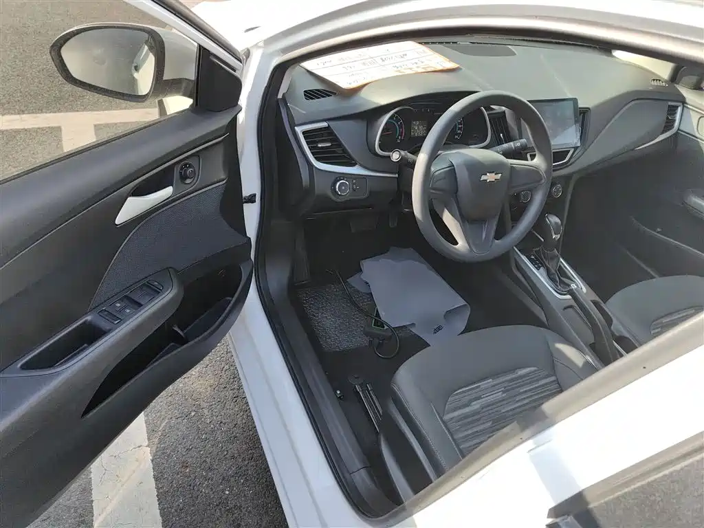 Chevrolet Cavalier — фото 14