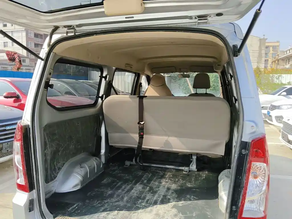 Wuling Rongguang S — фото 18