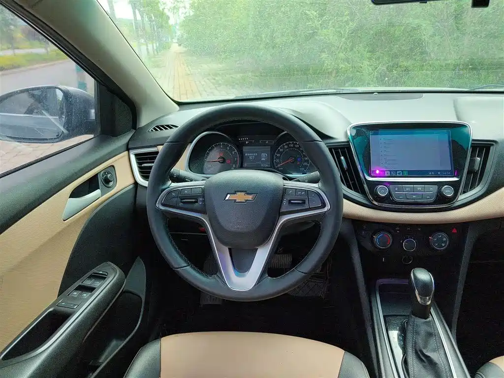 Chevrolet Monza — фото 11