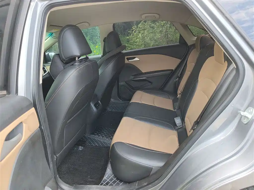 Chevrolet Monza — фото 17