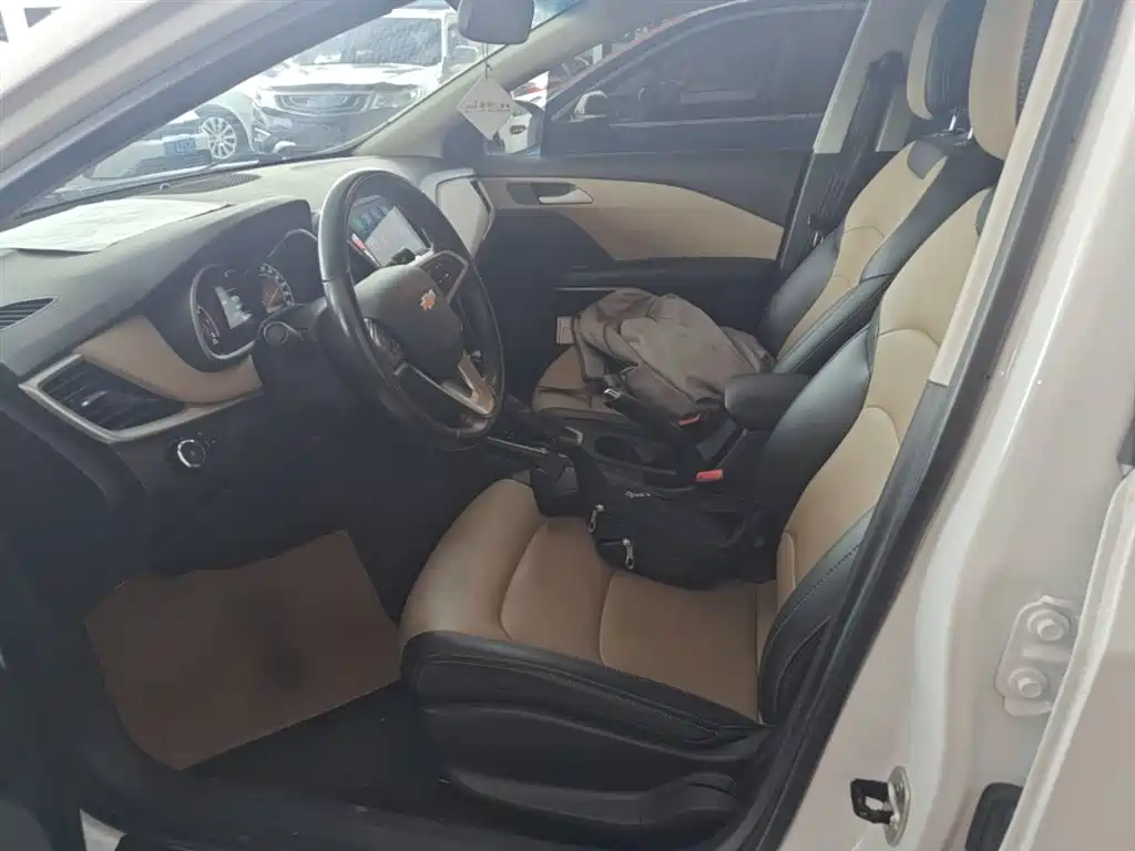 Chevrolet Monza — фото 15