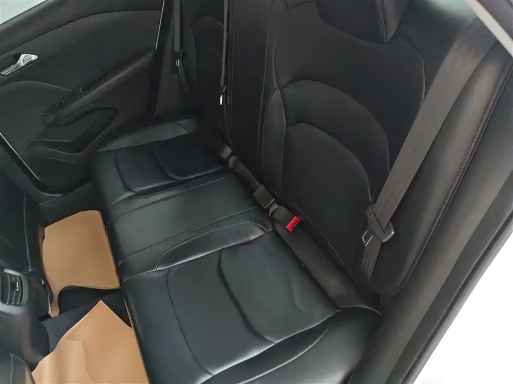 Chevrolet Monza — фото 17