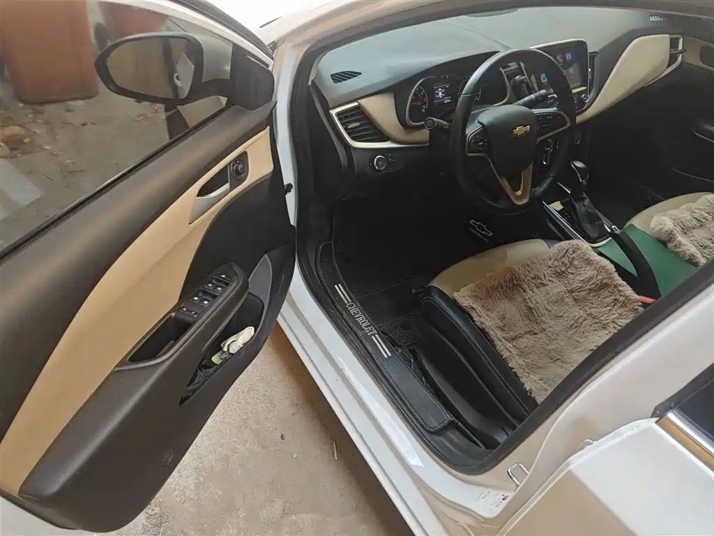 Chevrolet Monza — фото 14