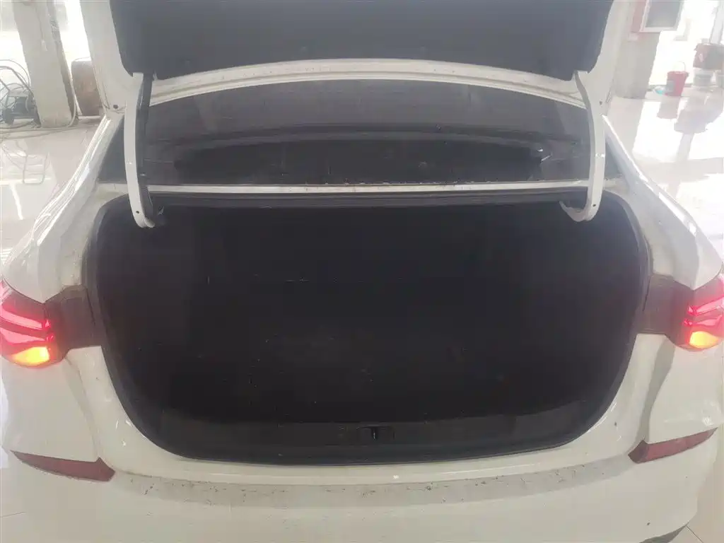 Chevrolet Monza — фото 15