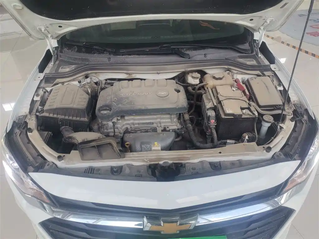 Chevrolet Monza — фото 16