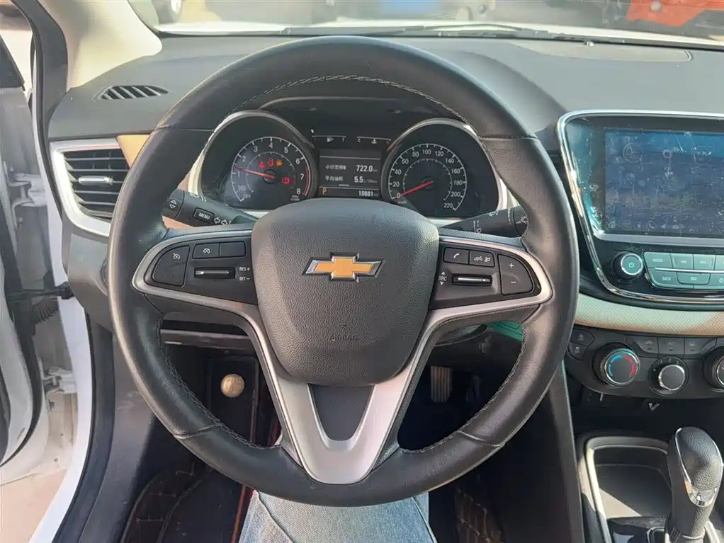 Chevrolet Monza — фото 14