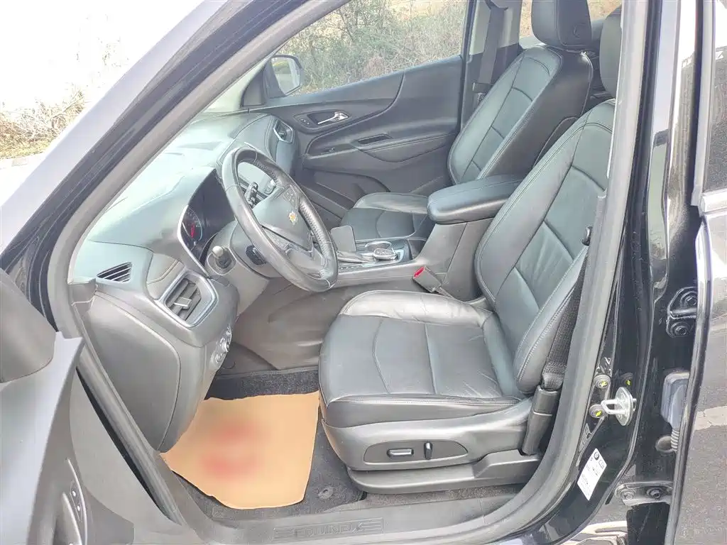 Chevrolet Equinox — фото 15