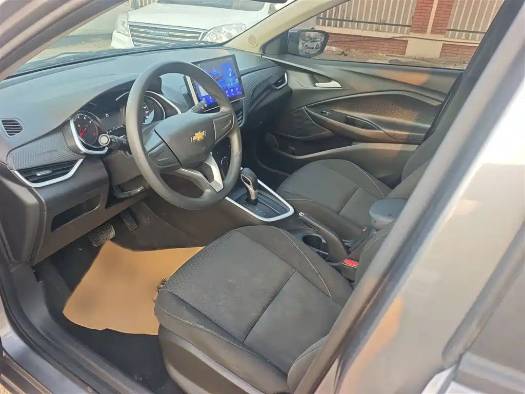 Chevrolet Cavalier — фото 11