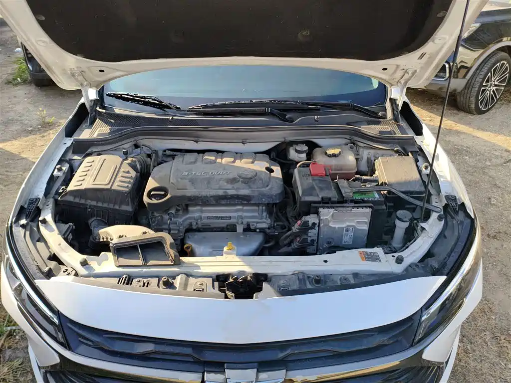 Chevrolet Monza — фото 10