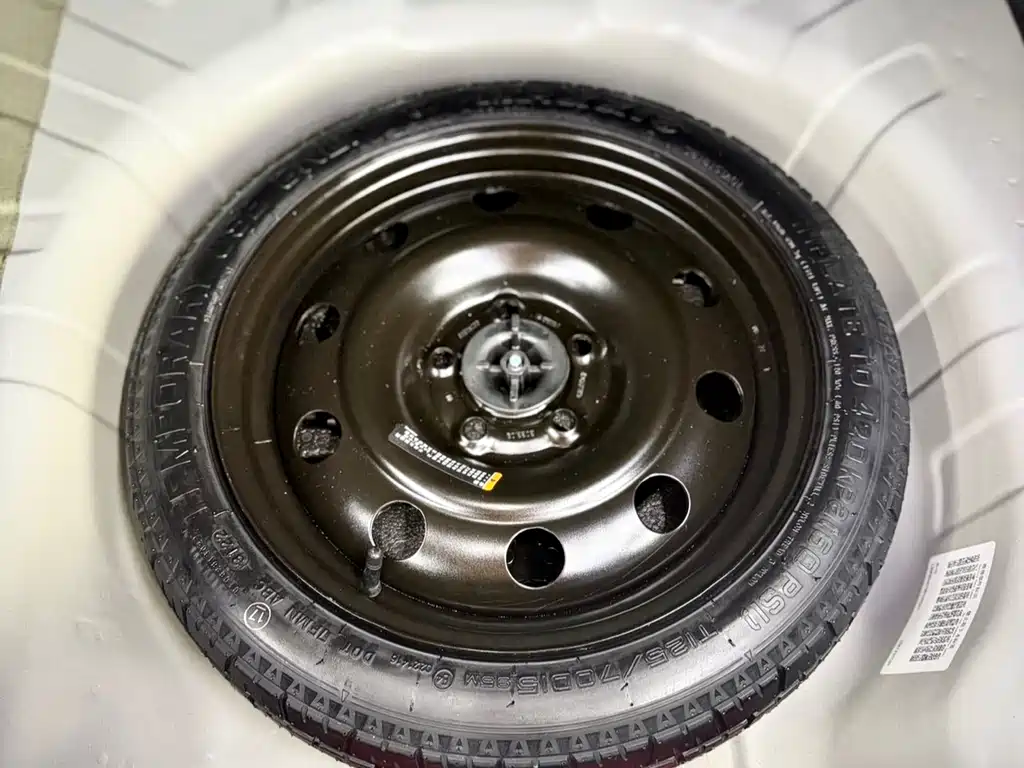 Chevrolet Monza — фото 14