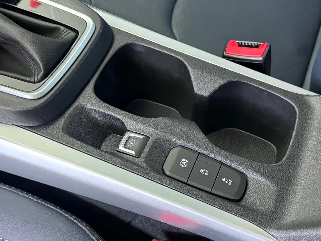 Chevrolet Monza — фото 14