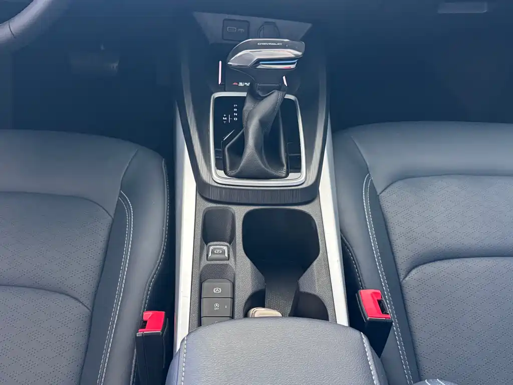 Chevrolet Monza — фото 18