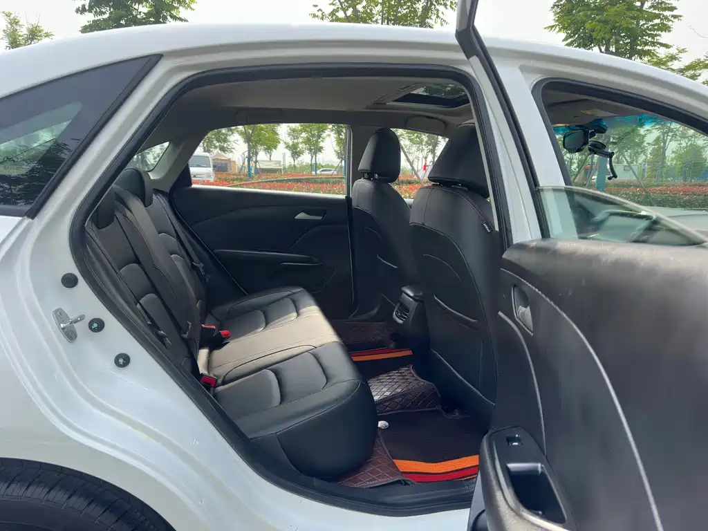Chevrolet Monza — фото 11