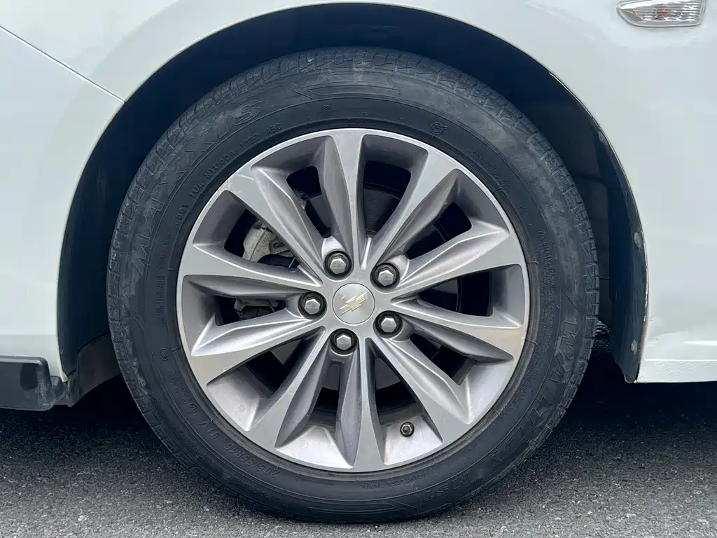 Chevrolet Monza — фото 17