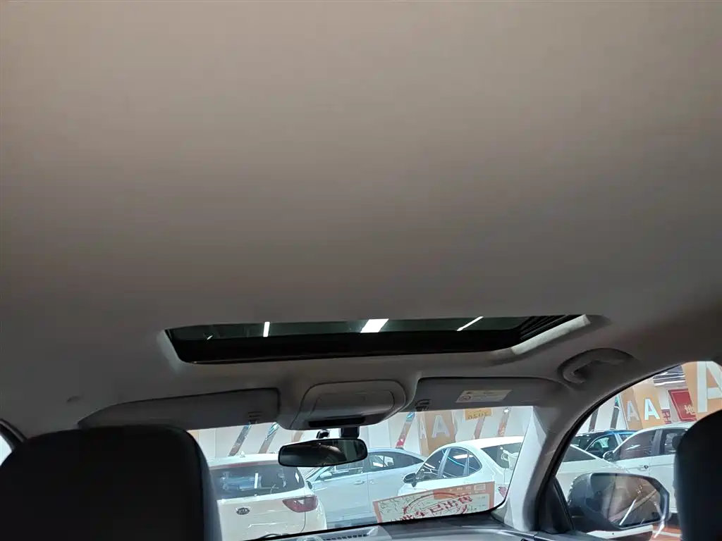 Chevrolet Equinox — фото 10