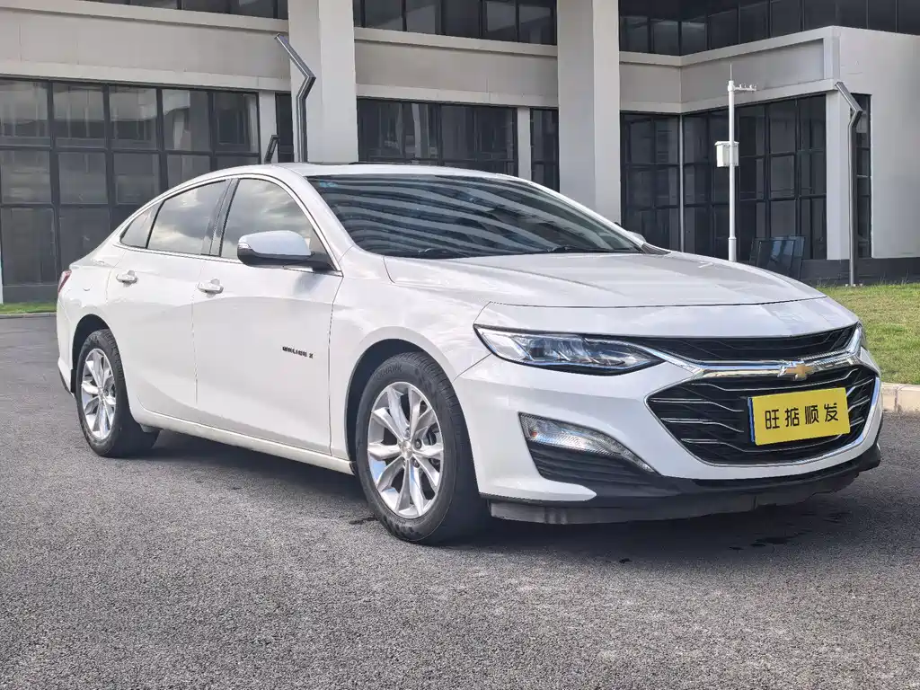 Chevrolet Malibu XL — фото 3