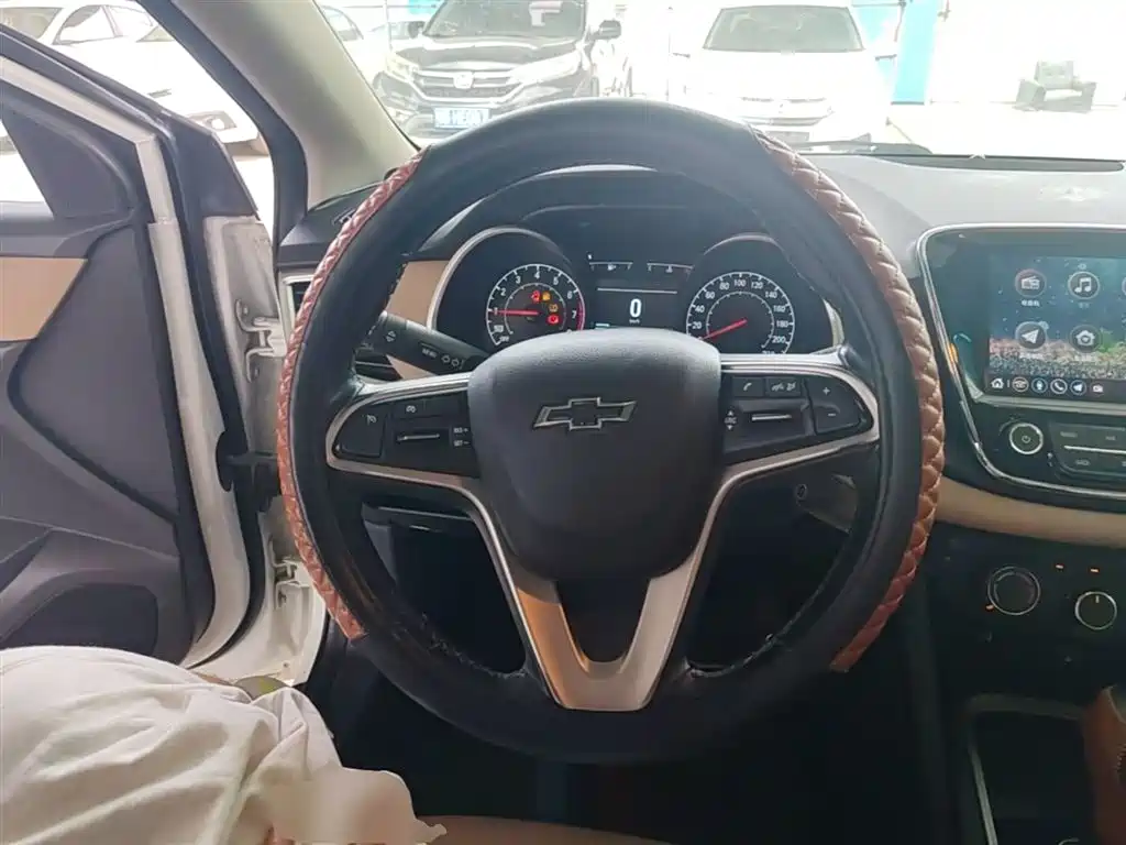 Chevrolet Monza — фото 11