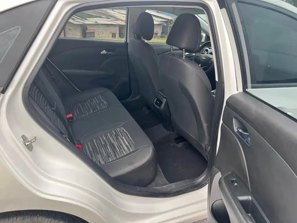 Chevrolet Monza — фото 11