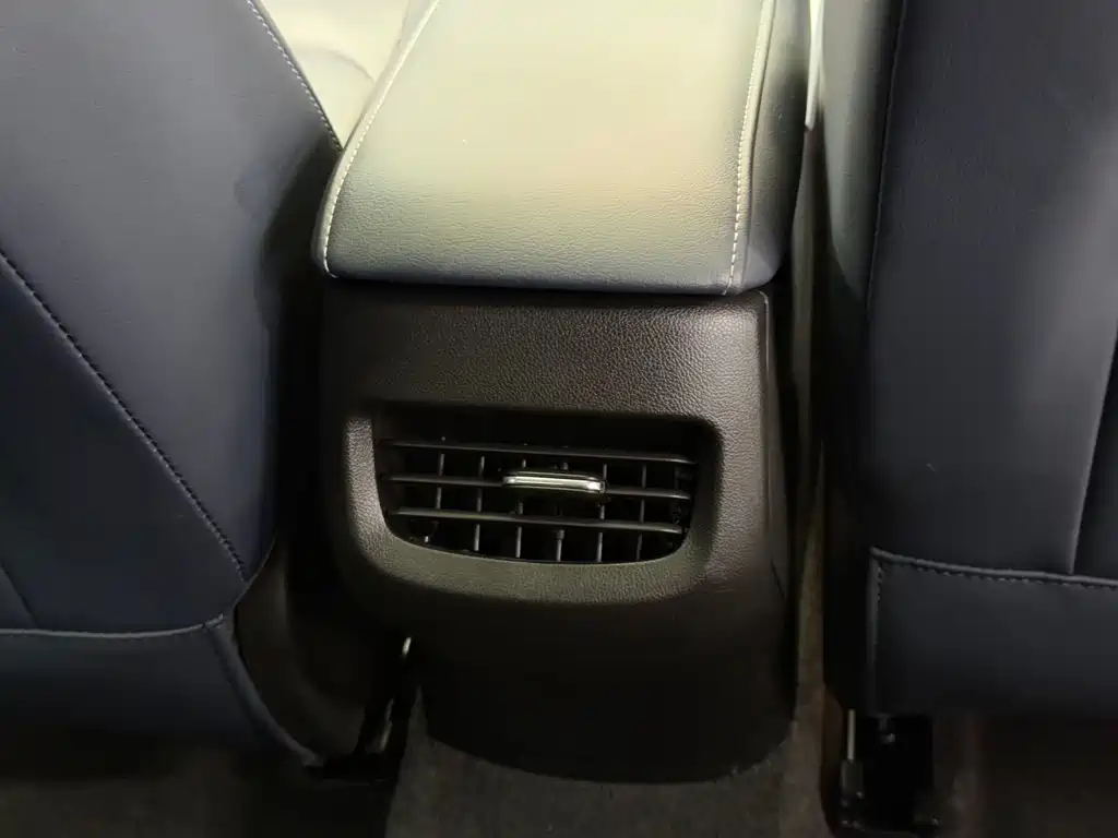 Chevrolet Monza — фото 18