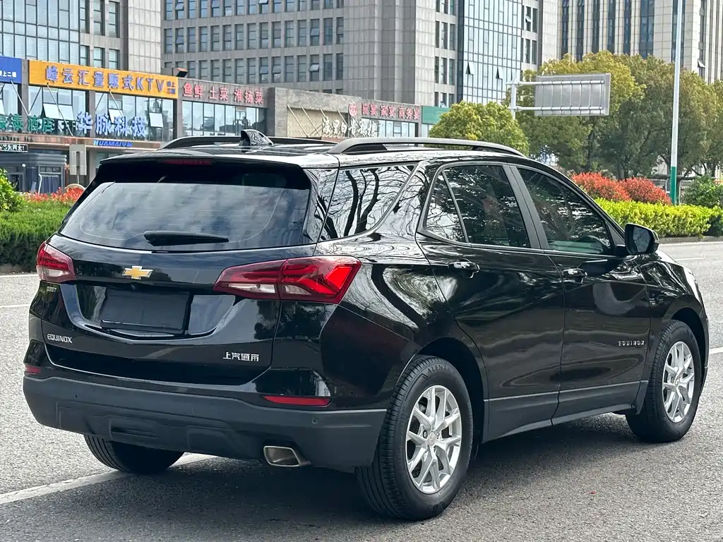 Chevrolet Equinox — фото 6