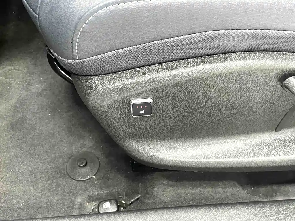 Chevrolet Monza — фото 16