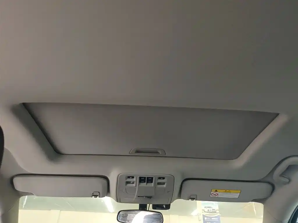 Chevrolet Malibu — фото 18