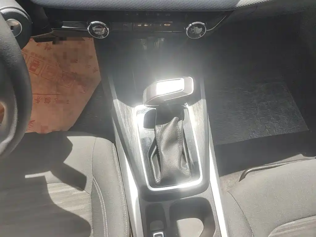 Chevrolet Monza — фото 14