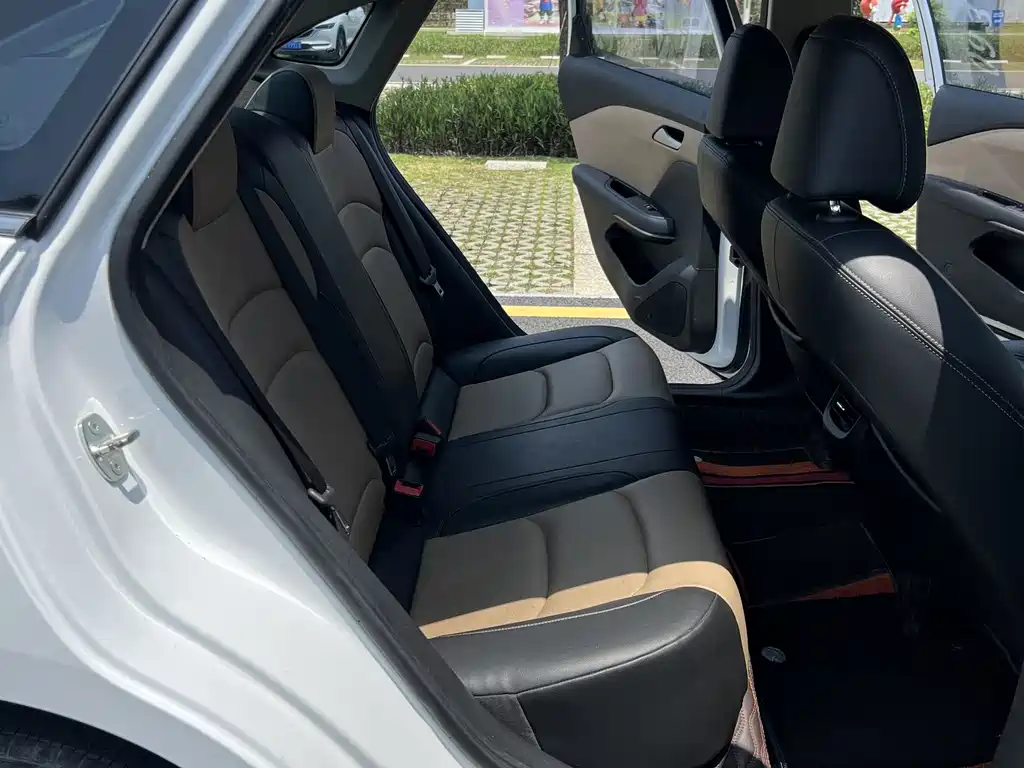 Chevrolet Monza — фото 10