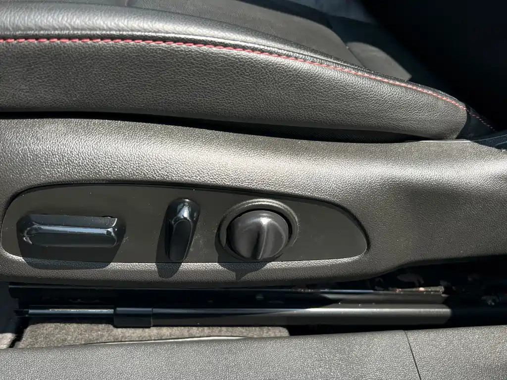 Chevrolet Malibu XL — фото 14