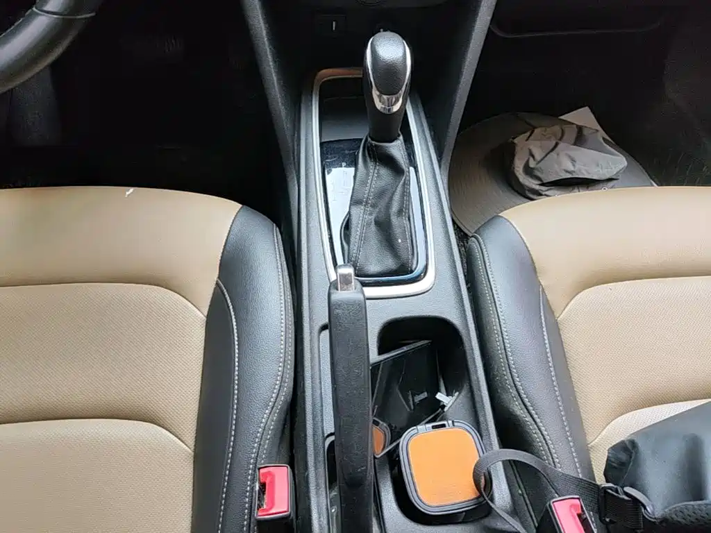 Chevrolet Monza — фото 14