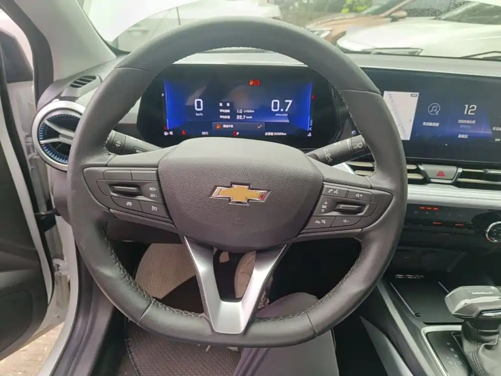 Chevrolet Monza — фото 11
