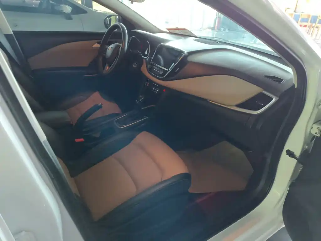 Chevrolet Monza — фото 17