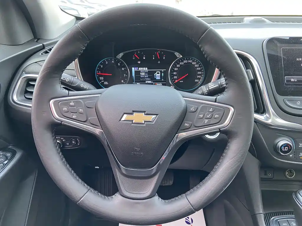 Chevrolet Equinox — фото 10
